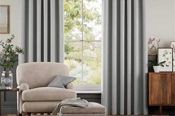 Mẫu rèm vải cửa sổ đẹp chống nắng